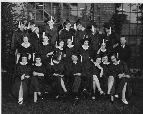 Class of 1943 cuts up after the official portrait