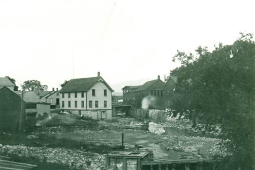Old fire station and mill, 1901.